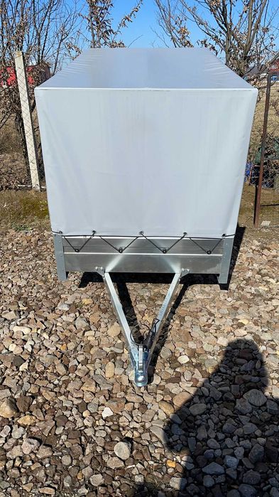 Remorca tractabila cu categoria B 750 KG