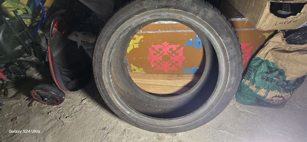 Продам шину 245/40/18 1шт