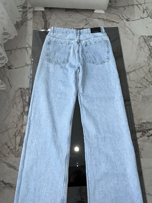 Blugi cu pietricele-STRADIVARIUS