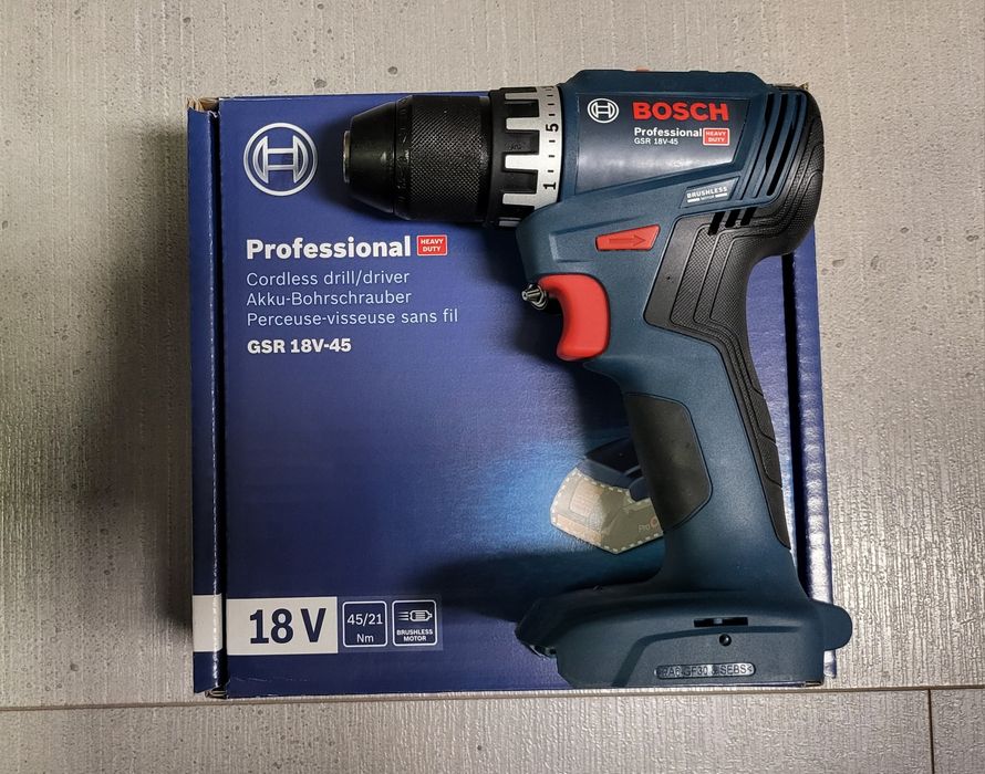 Нов винтоверт БОШ GSR 18V-45 безчетков