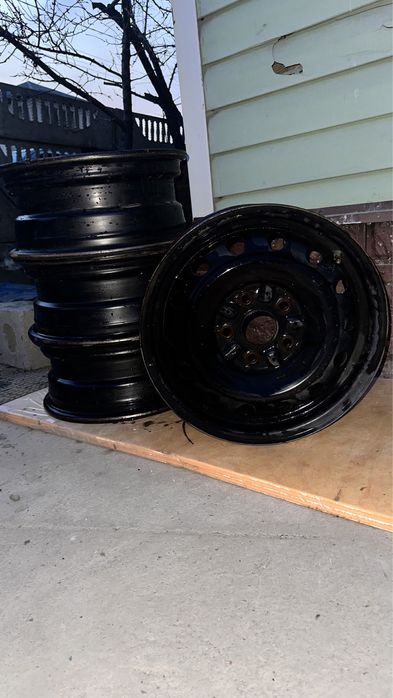 Летние шины 185/60/15