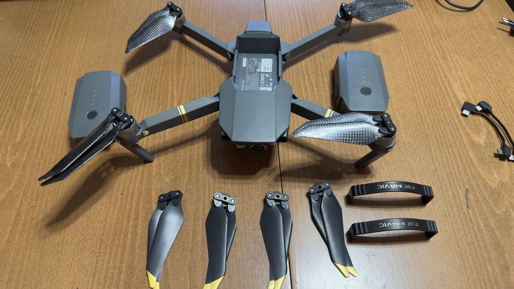 Дрон DJI mavic pro
