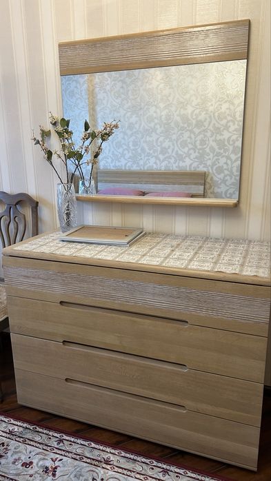 Спальный гарнитур