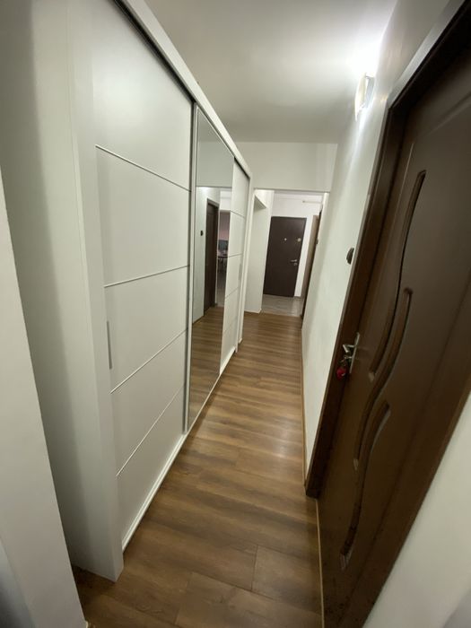 Apartament 3 camere decomandat Gaesti