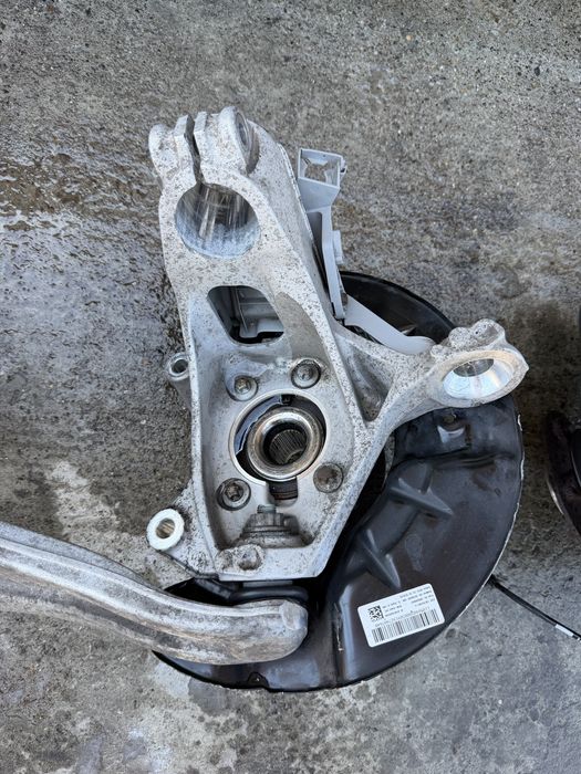 Fuzete, Fuzeta stanga fata / Fuzeta dreapta fata Mercedes A W177, B W247, CLA W118, GLA GLB EQA EQB 2019-2025