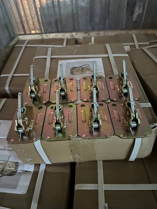 Зажим для апалубка