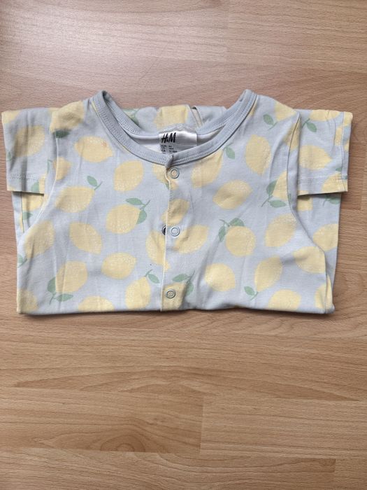 Salopeta vara pijama h&m marimea 86