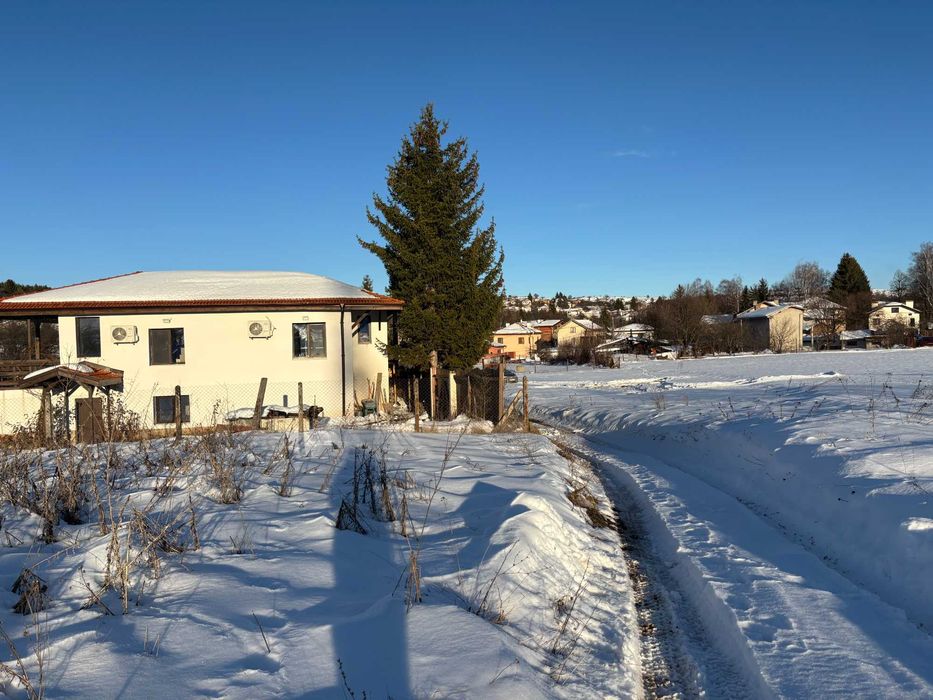 Продава се Къща в с. Горни Окол, Област София-област - 207 кв.м за 967 €/кв.м - Снимка #2