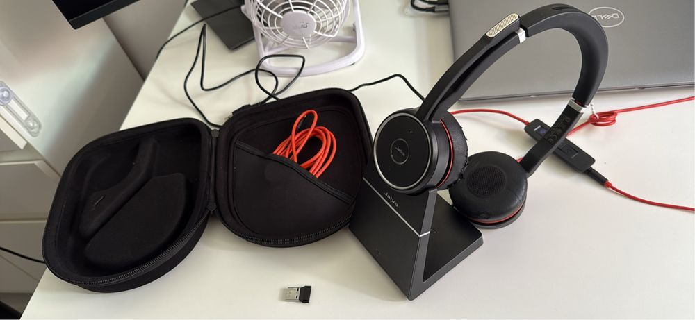 Căști Jabra evolve 75 cu stație