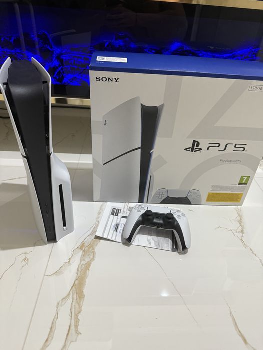 PS5 playstation 5 slim
