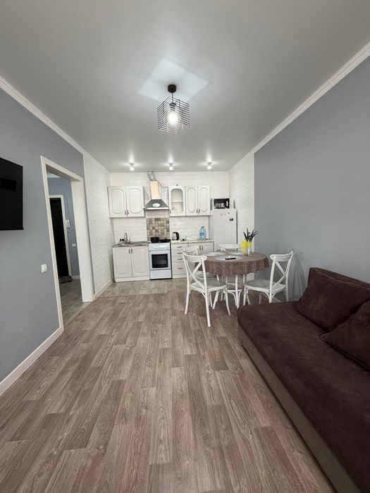 Продам евро двухкомнатную квартиру