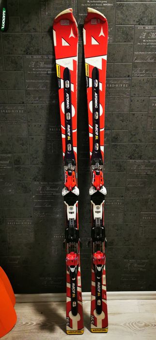 Schiuri Atomic Race SL 165