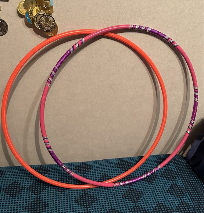 Продам инвентарь для гимнастики.