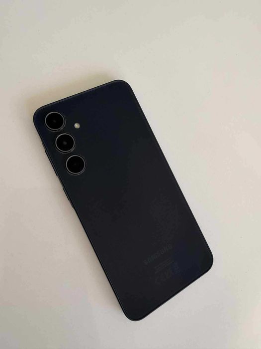 Samsung a35 8gb ram 256 gb