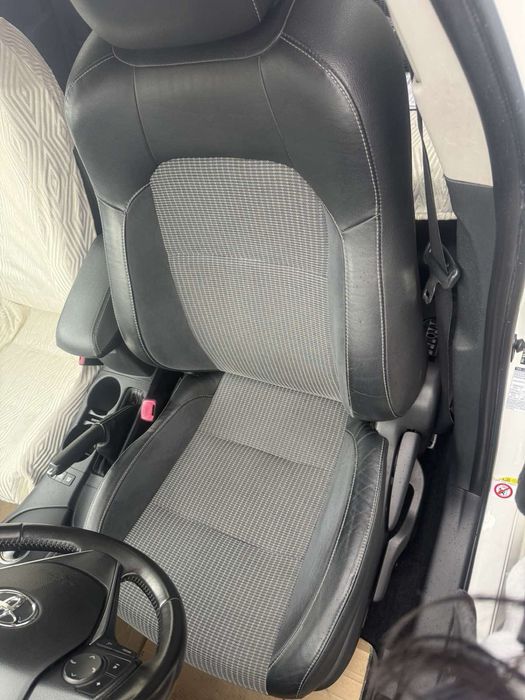 Toyota Auris 1.8 HYBRID