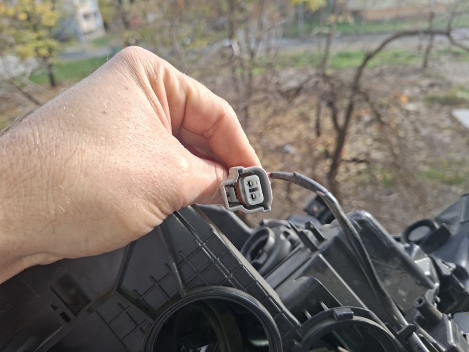 Ляв фар Toyota Rav 4 2018 - 2022