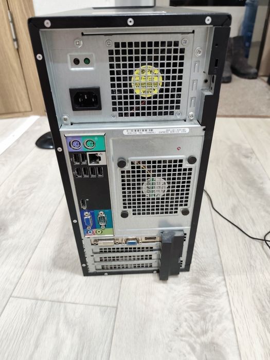 Компьютер i5 с монитором