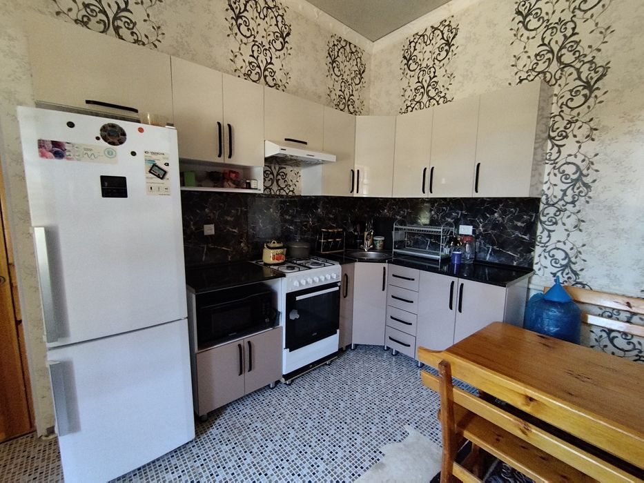 Umid stadion oldida Yarim Tayyor Hovli sotiladi!