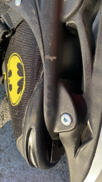 Vrei ROLE PATINE noi la pret de second hand?