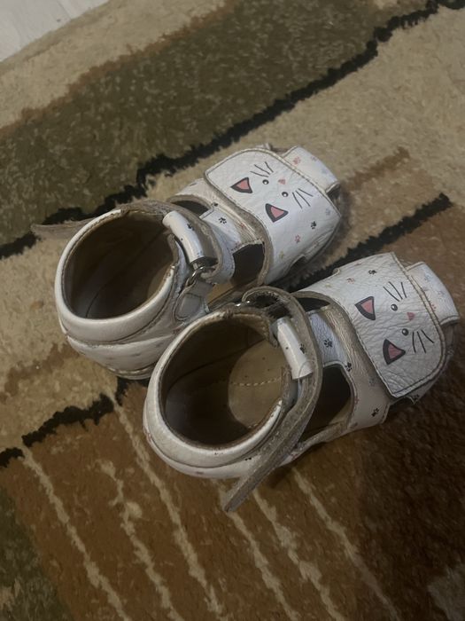 Сандали на девочку tapiboo