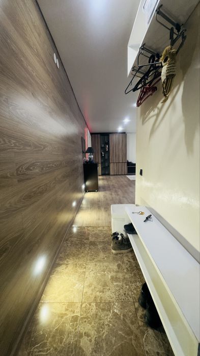 Срочно продам 3-комнатную квартиру, переделанную в двушку