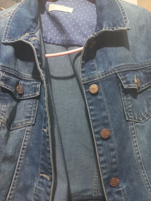 Куртка джинсовая