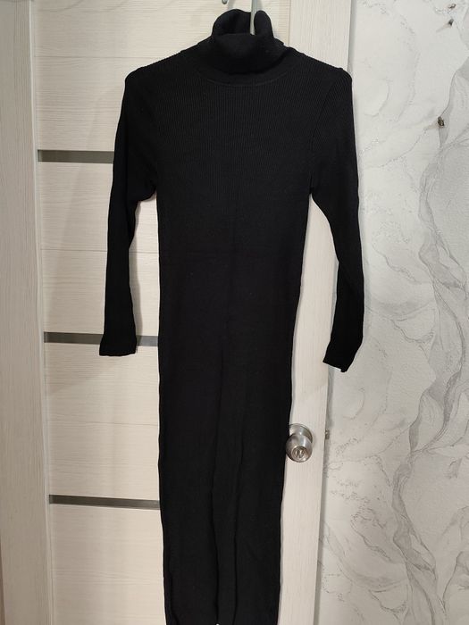 Женская одежда, платье