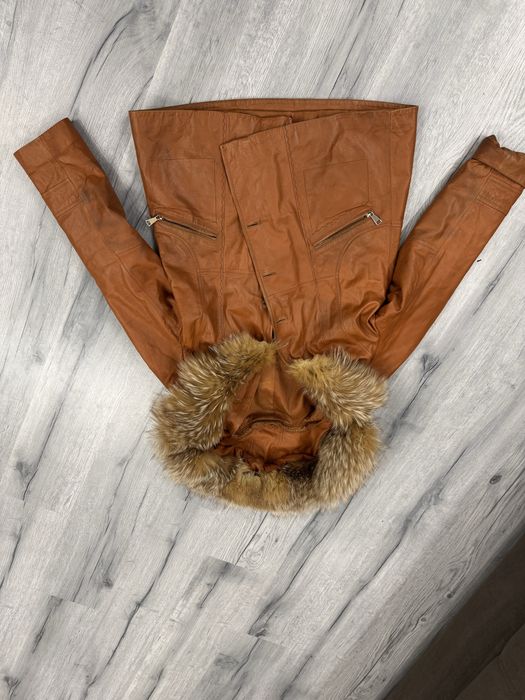 Продам кожаную куртку за 5000