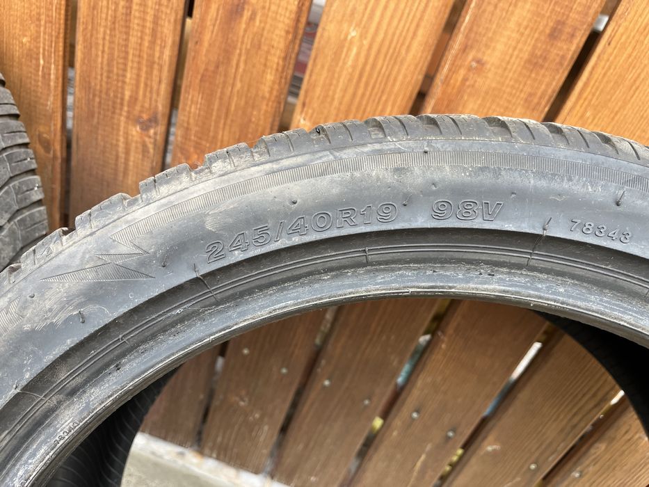 2 anvelope Bridgestone 245/40/19