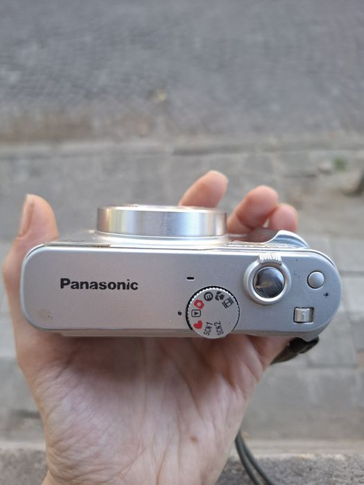 Компактен дигитален фотоапарат PANASONIC LUMIX LZ2
