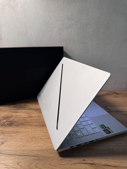 Asus Zephyrus RTX5080