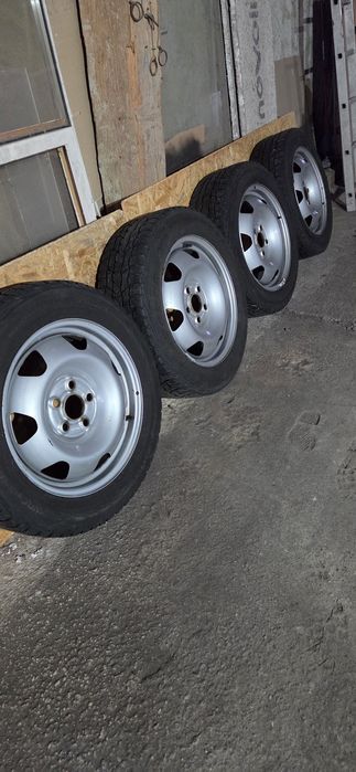 VW T5 оригинални джанти 215/60/16C  7J×16. ET55. 5×120. DOT2919