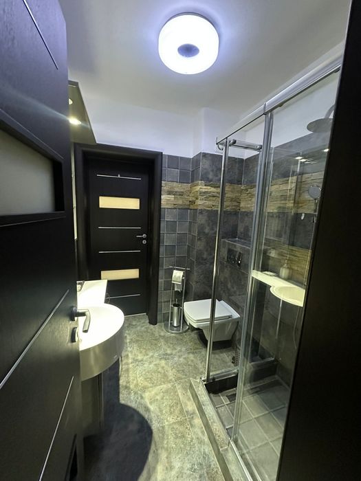 Închiriez camere și apartamente în regim hotelier Mamaia Nord