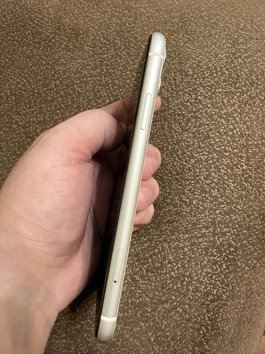 IPhone 11 в идеальном состоянии