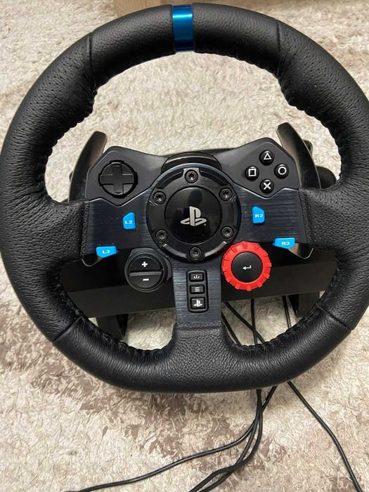 Logitech G29 + Shifter + педали | PS4/PS5/PC | Отлично състояние