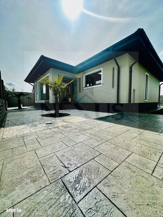 Casa individuala - 4 camere- Teren 375 mp - 2 bai - Terasa