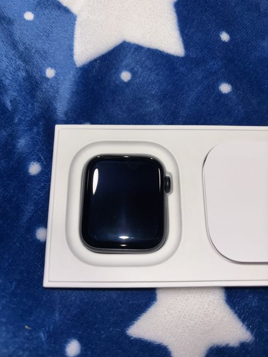 Apple Watch SE 2 (2024) – 44mm Midnight, Ca Nou
