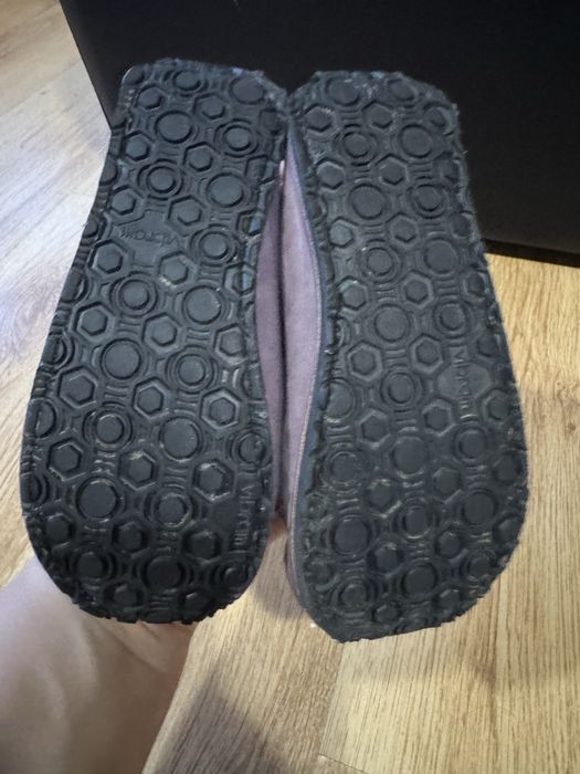 Ботушки боси зизу  с вълна овча