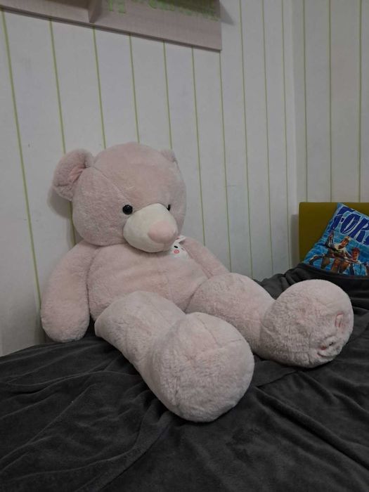 Големи плюшени играчки