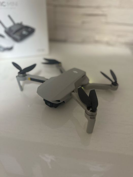 DJI Mavic Mini 1 – Ca nou, foarte puțin folosit, fără accidente