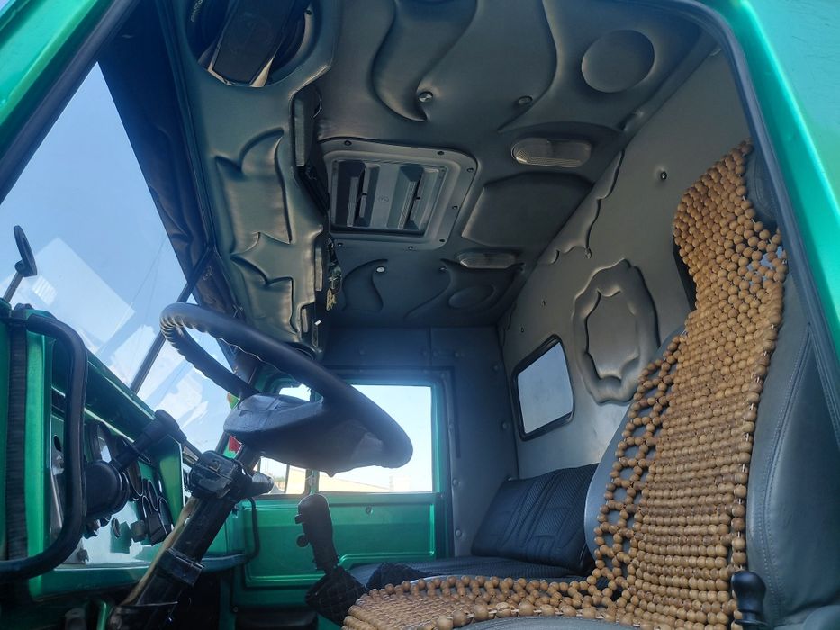 Kamaz ishlab turgan