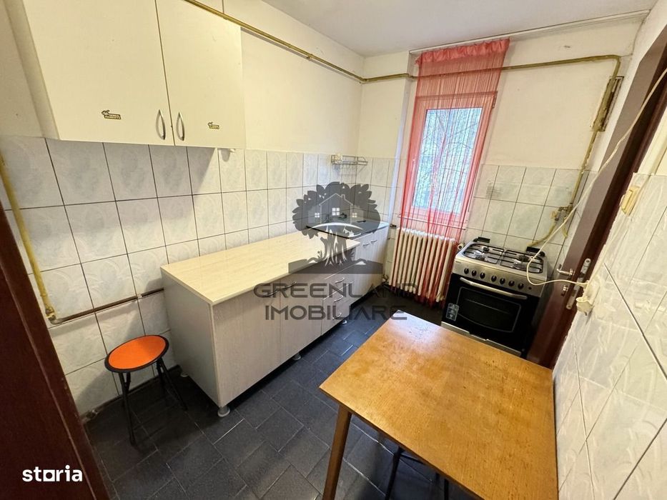 Apartament 2 camere, ETAJ 2/4, FARA RISC, Podu Ros