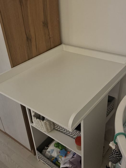 Продам пеленальный стол