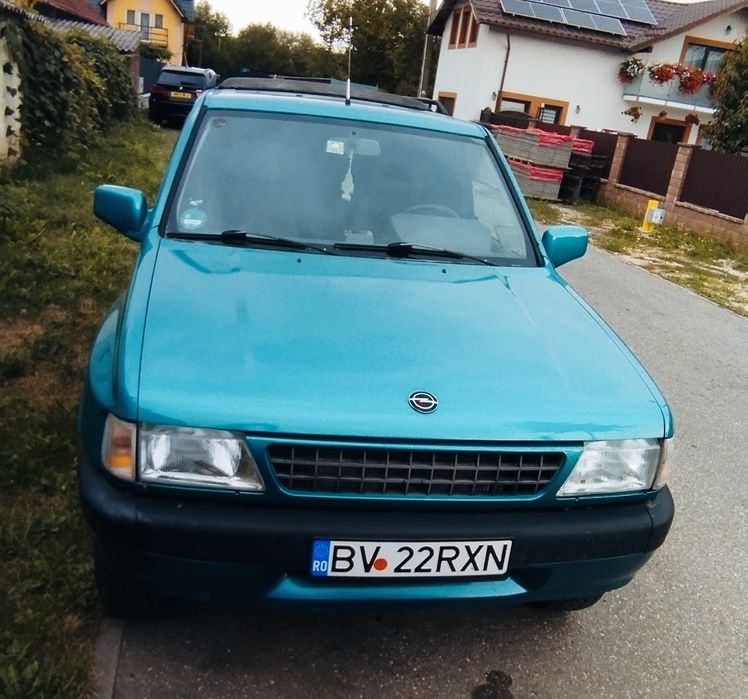Opel frontera sport