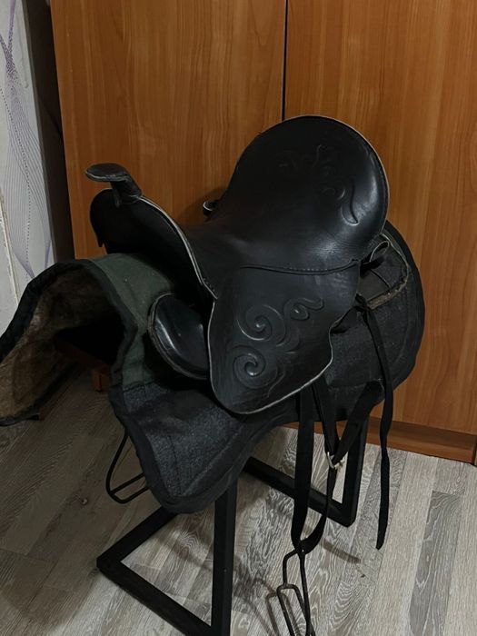 Продам седло 18 дюймов б/у!