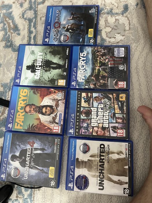 PS4 в хорошем состоянии
