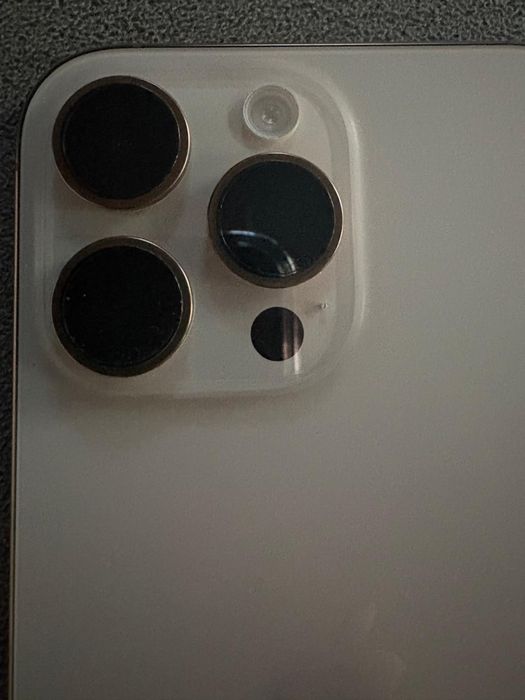 Продам apple iphone 16pro max 256