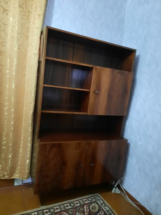 Срочно продам шкаф