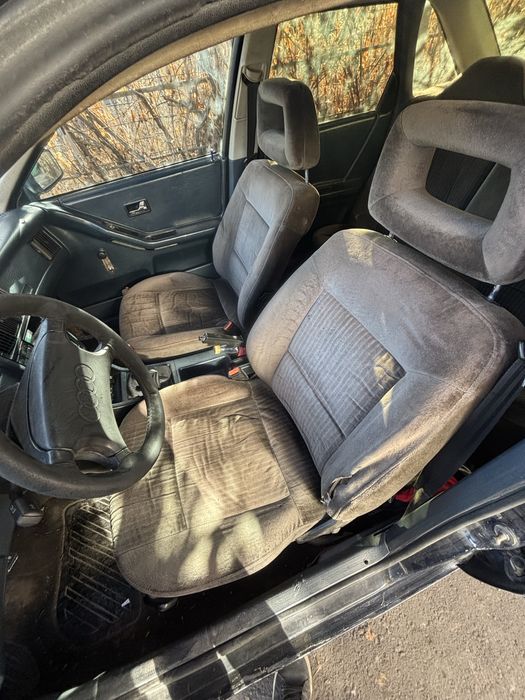 Продам ауди  80.