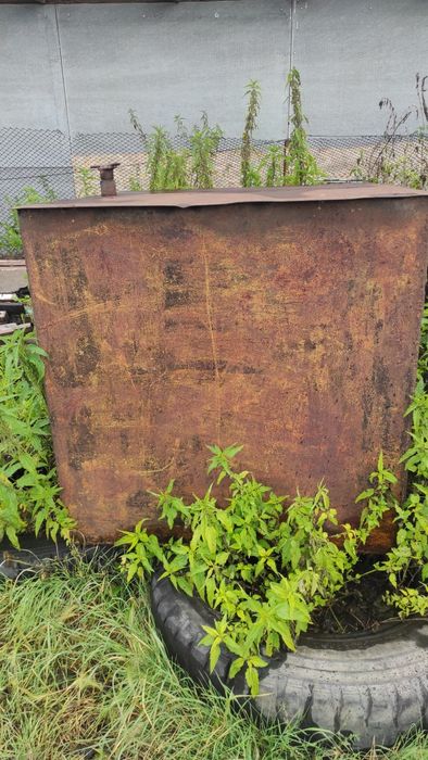 Продам ёмкость куб